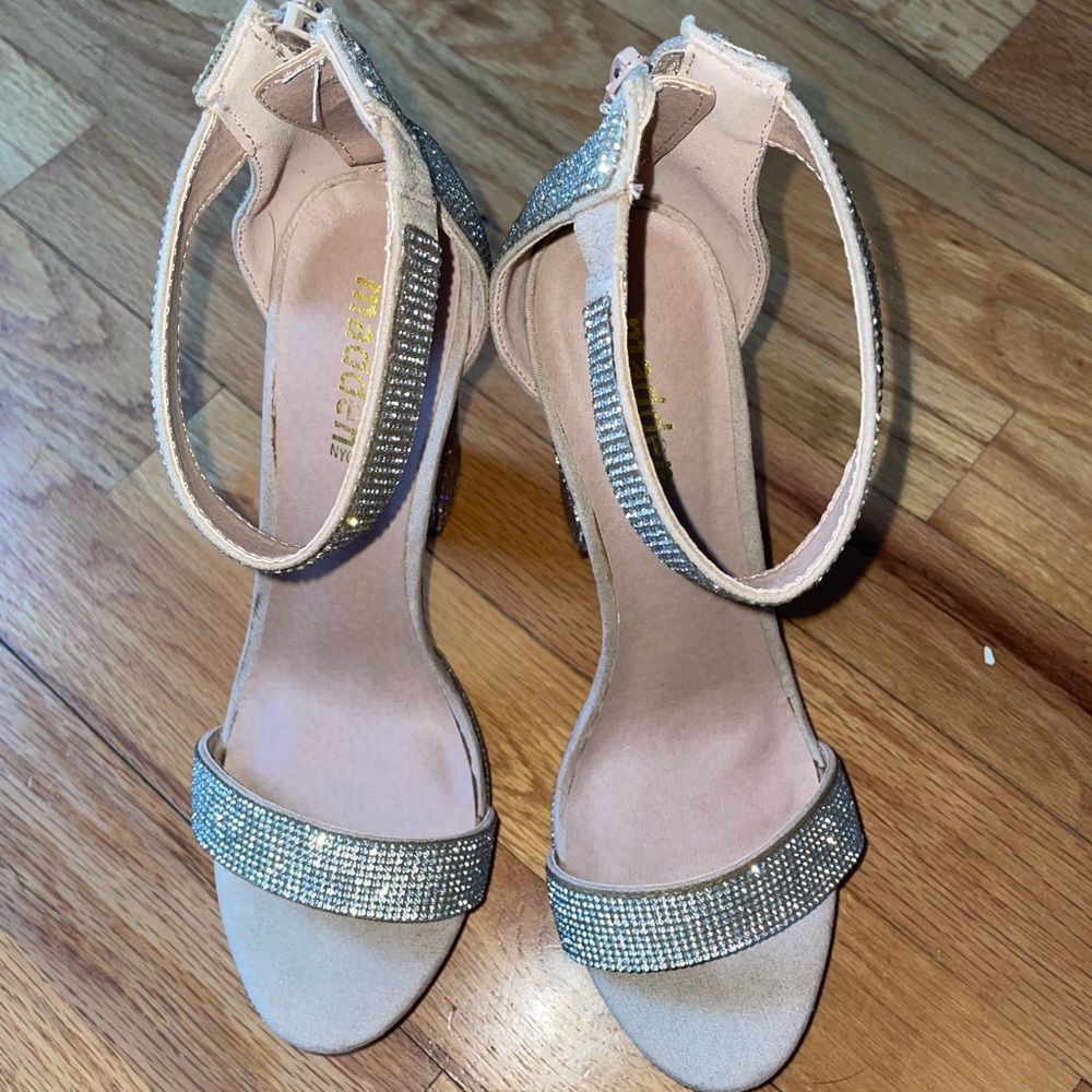 Madden Girl rhinestone embellished suede block heels with red bottoms NEW - Picture 10 of 10